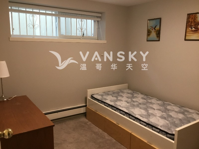 250413104815_bed and window.JPG